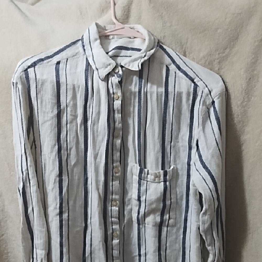 Casual Man's Button-Down Shirt - White with Navy Stripes